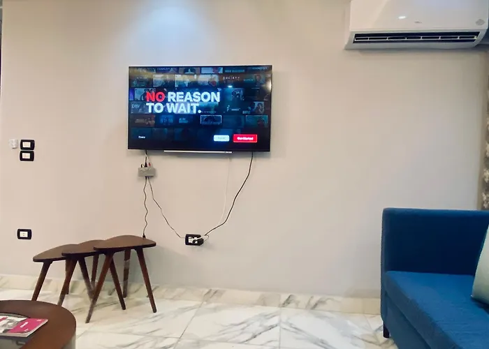 Holiday Inn Downtown - 2 Bedroom In Mohandessin - Agouza